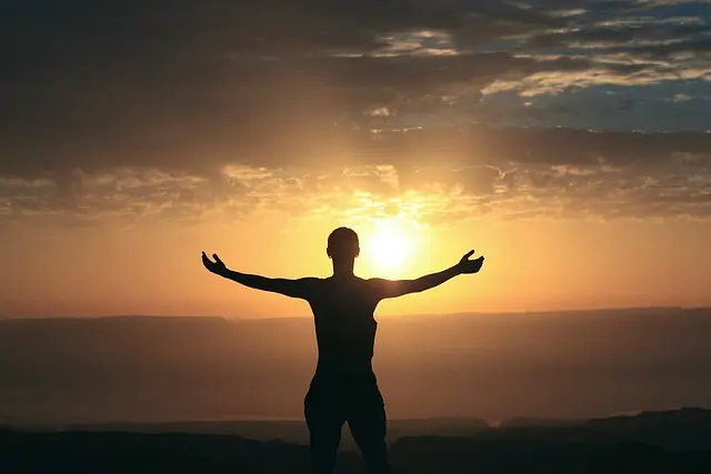 Comment la Méditation Peut Améliorer Votre Relaxation au Quotidien